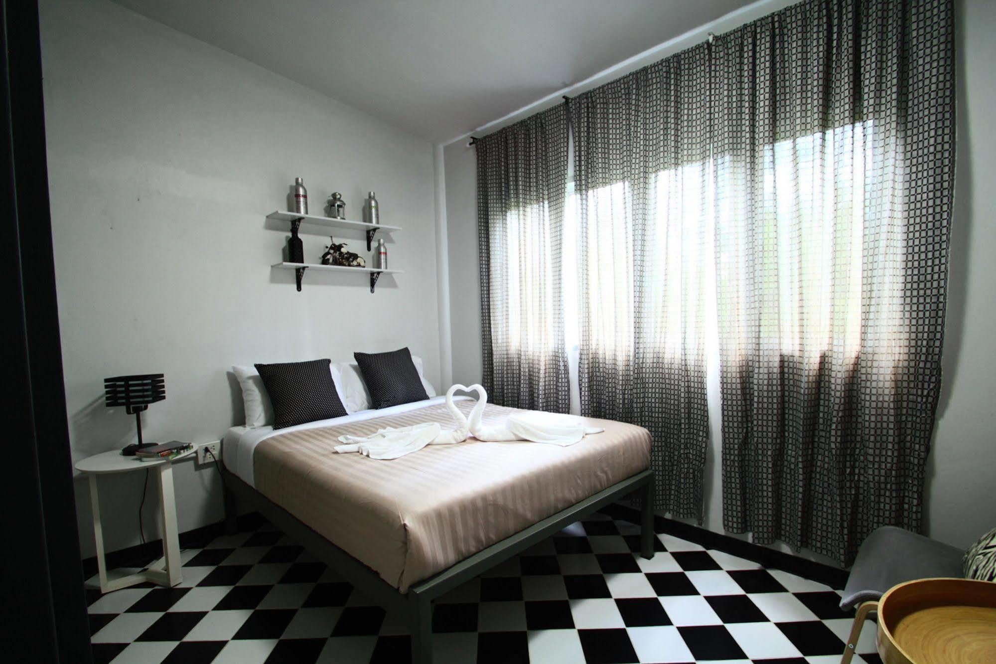 Pattaya Norndee Bed & Breakfast Ngoại thất bức ảnh